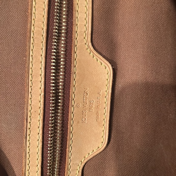 Authentic Louis Vuitton Piano Canvas Bag, Bought off Poshmark and reselling it! - Picture 4 of 9